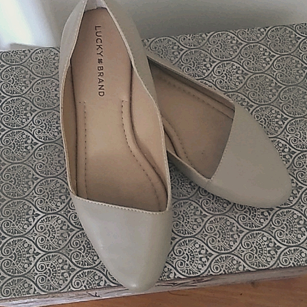 Lucky Brand Tan Leather Flats Size 9